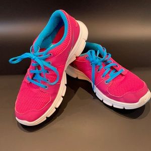 Nike Flex Experience RN Size 9